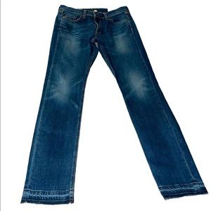 Skinny Rag & Bone Frayed Denim Jeans. Size 27